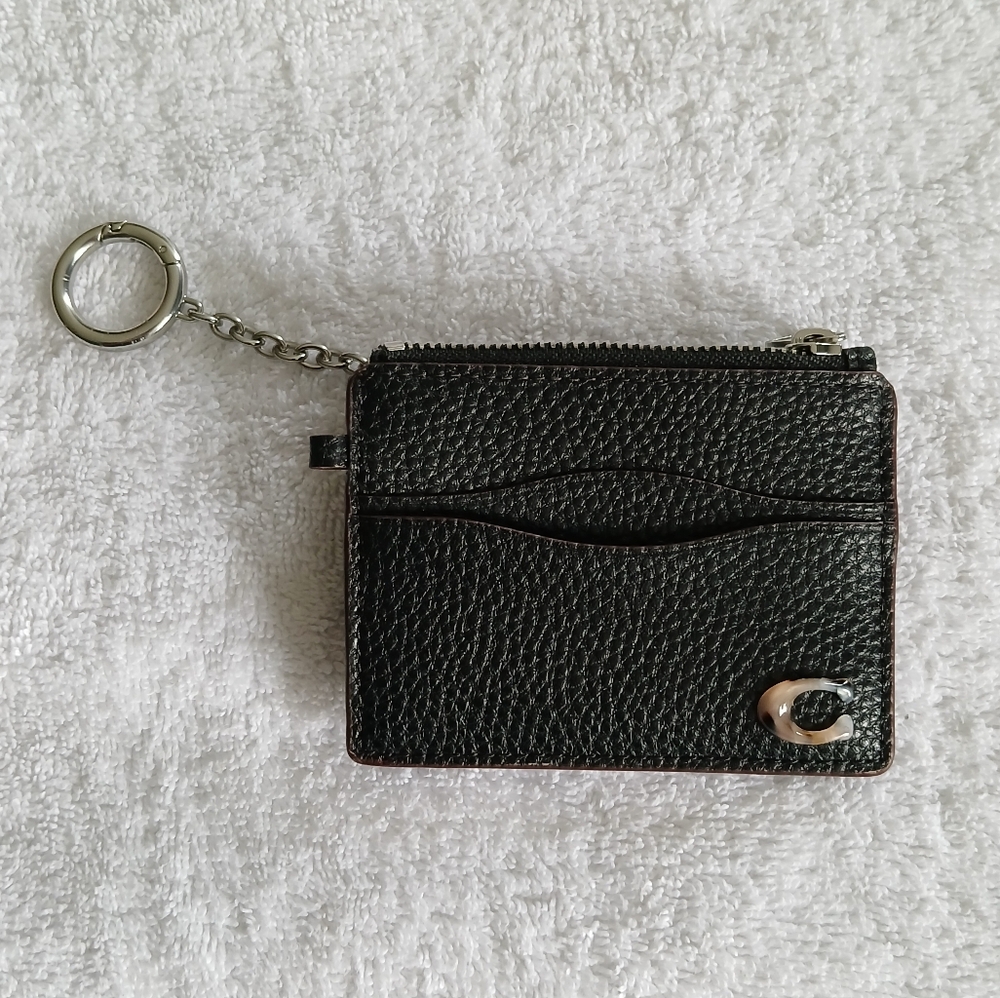 Coach Wavy Zip Card Case In Coachtopia Leather